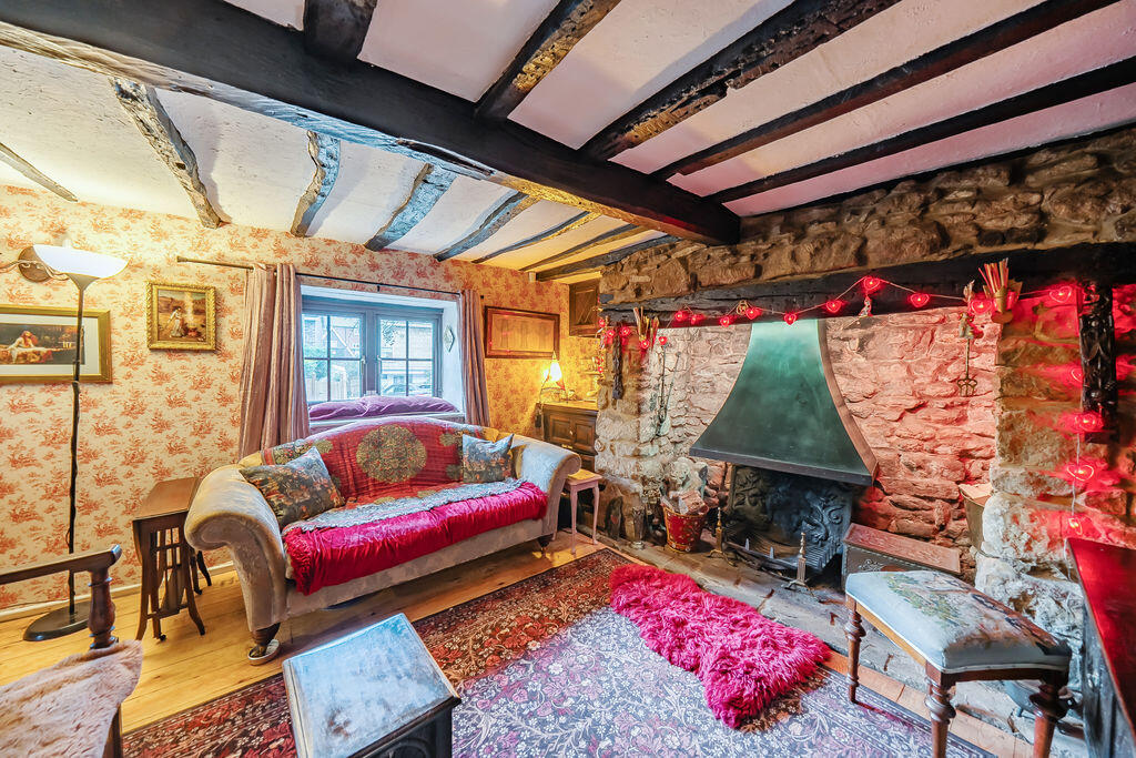 House in South Oxfordshire, Wheatley - More