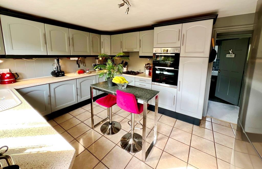 House in Stratford-on-Avon, Bidford on Avon - View 2