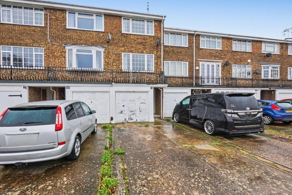 Main image of property: Tilbury Road, Rainham,