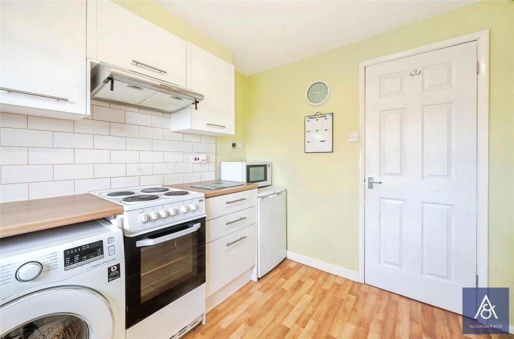 Apartment in Brackley, Radstone Fields - View 5