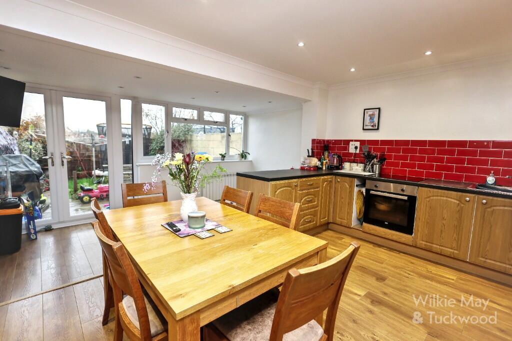 Risemoor Road, Bridgwater, Somerset, TA6 photo 4
