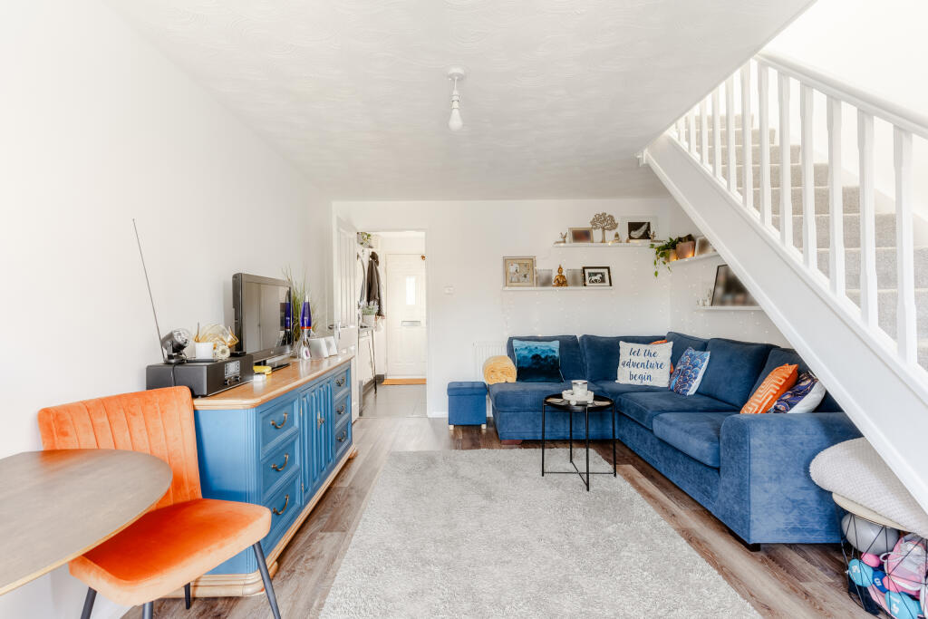 House in Bristol, Bradley Stoke - View 3