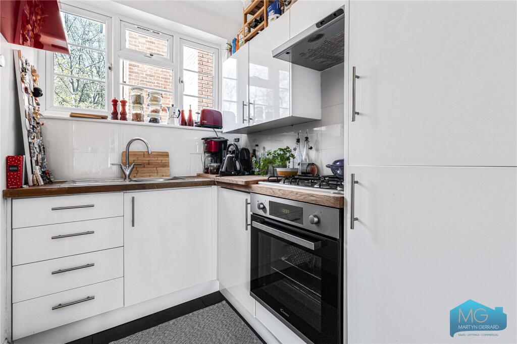 Apartment in London - View 4