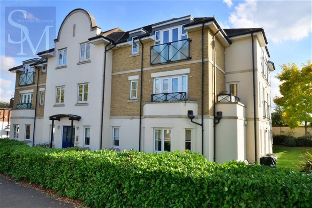 Main image of property: Maple Lodge, 40-44 Roding Lane, Buckhurst Hill, IG9
