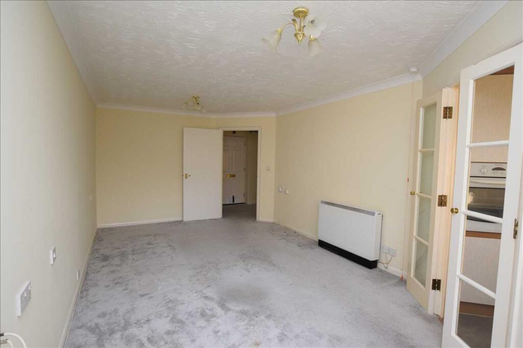 Apartment in Chelmsford - View 3