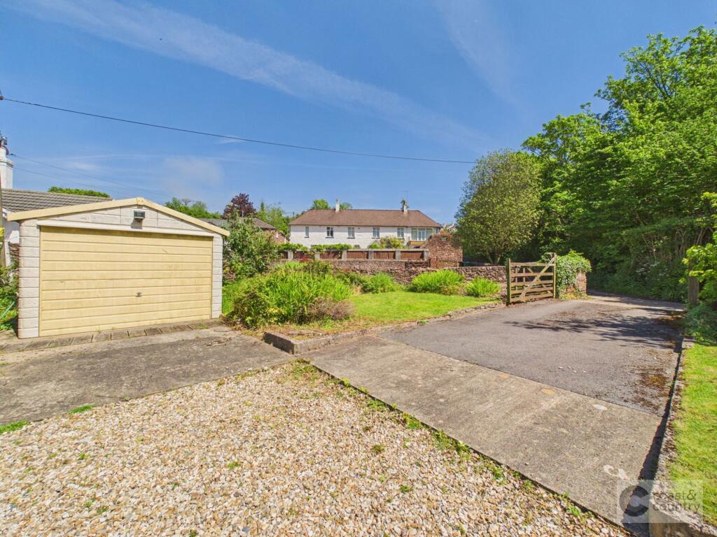 Kirtons Road, Stokeinteignhead, TQ12 photo 3