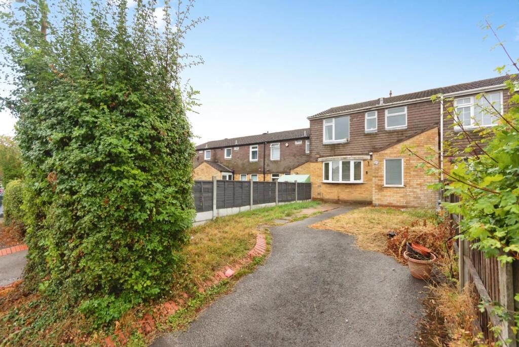 Glenroyde, BIRMINGHAM, West Midlands, B38 photo 2