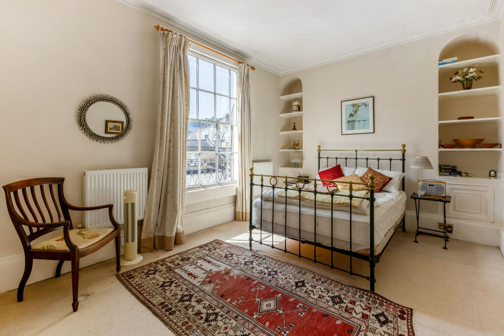 Daniel Street, Bath, BA2 - More
