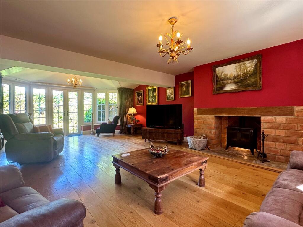 Kennard Road, New Milton, Hampshire, BH25 photo 2