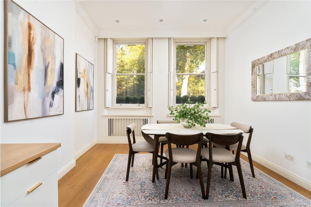 3-bed flat on Connaught Square, Hyde Park, London, W2, £1,500,000