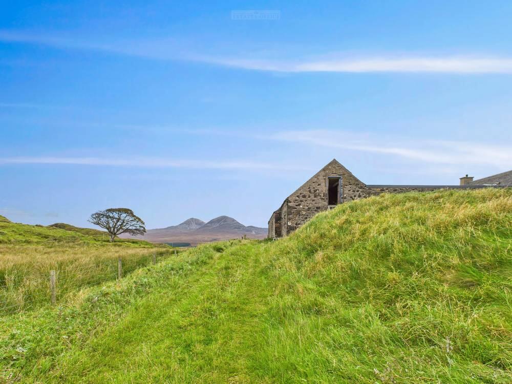 Torrabus Farmhouse, Port Askaig, Isle of Islay, Argyll and Bute, PA46 7RN photo 2