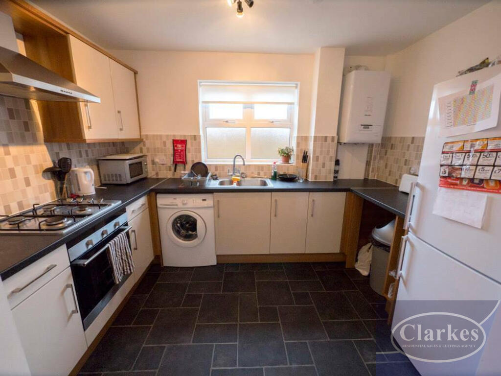 Additional image 3 of George Close, Ensbury Park, Dorset