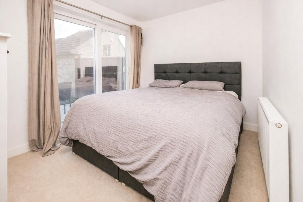 House in Clacton-on-Sea, Great Clacton - View 3