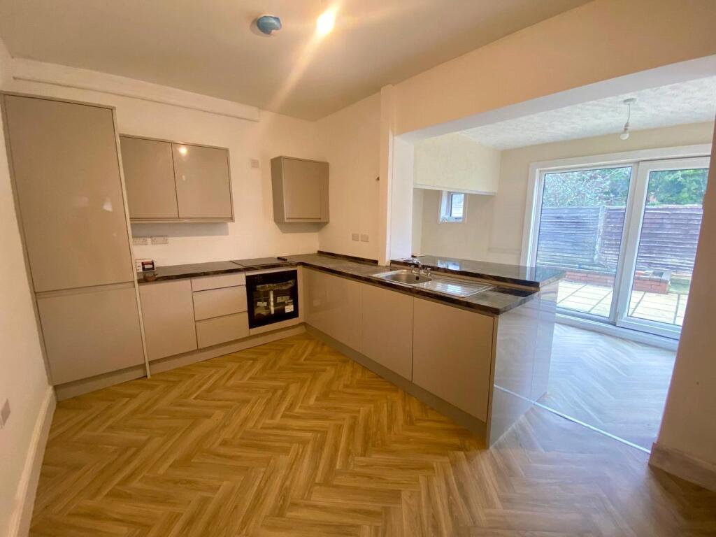 House in Preston - View 3