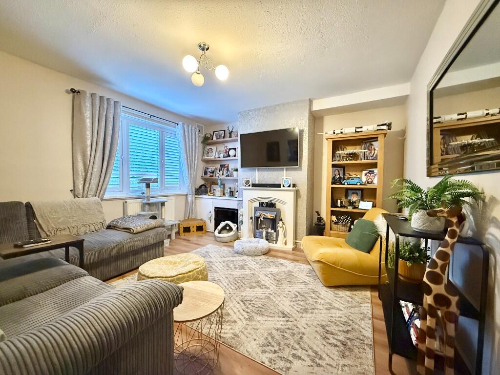 Garden City, Penydarren, Merthyr Tydfil, CF47 9YT photo 4