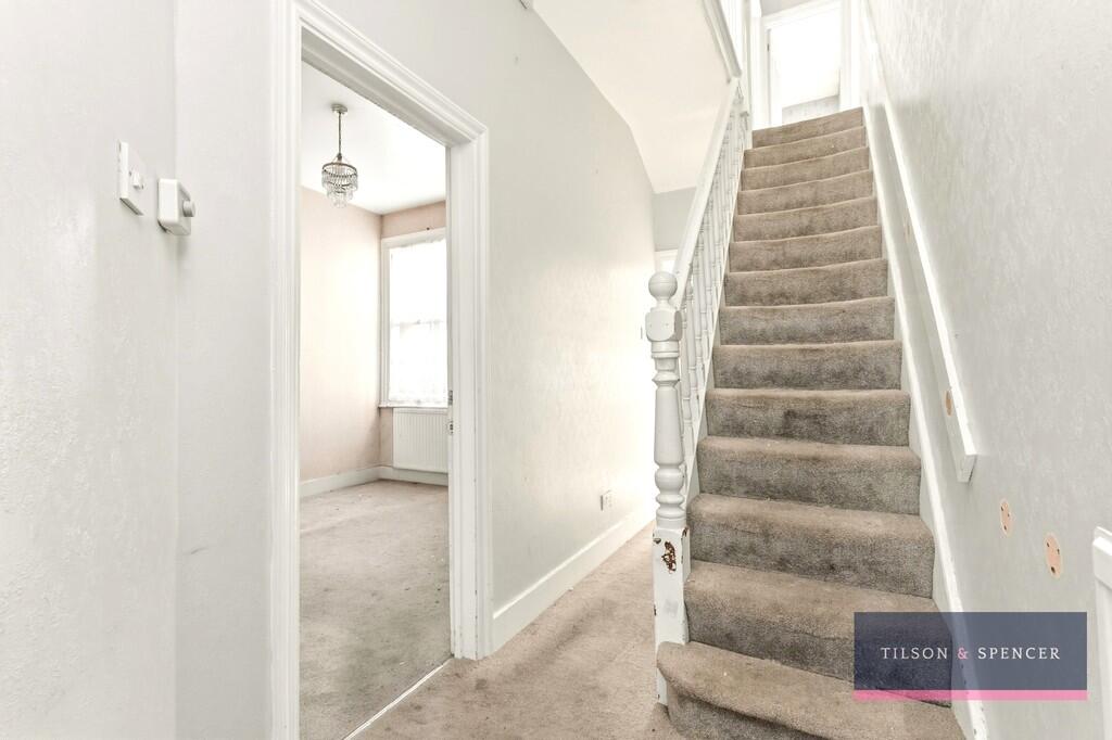 Elizabeth Road, London, N15 photo 3