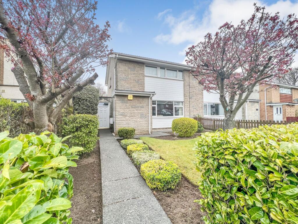 Main image of property: 21 Ravenscroft, Irvine, KA12 9DE