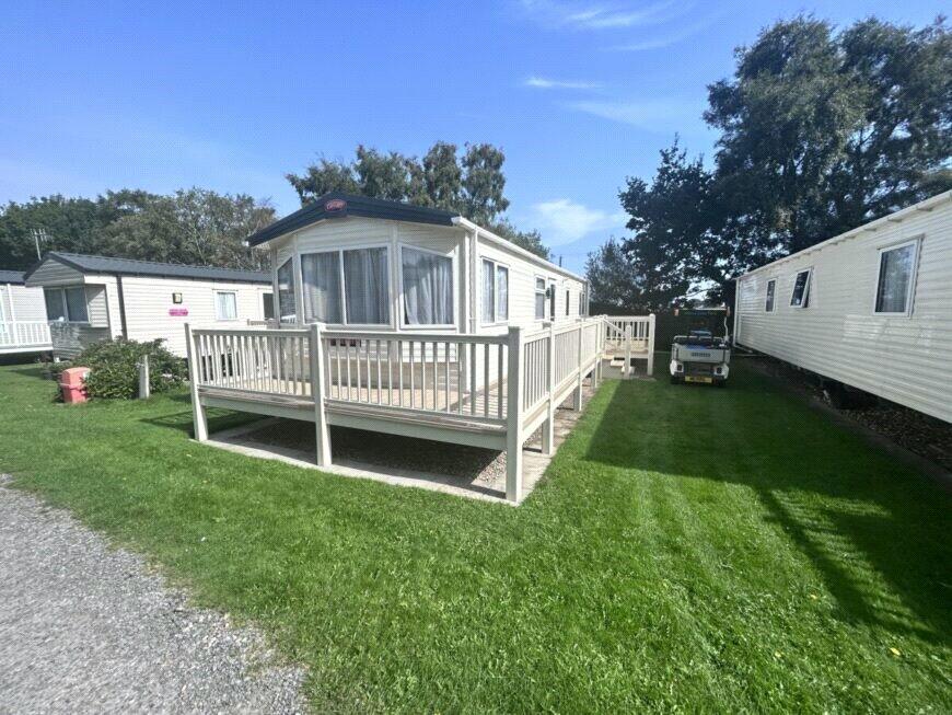 2-bed caravan on Merrylees, Spital Road, Staxton, Scarborough, YO12, £44,995
