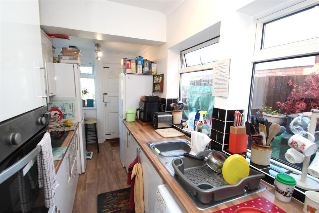 House in Rushden, North Northamptonshire - View 4