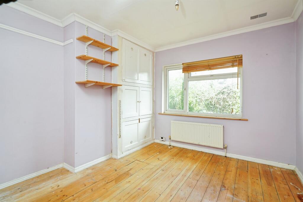 House in Oxford - More