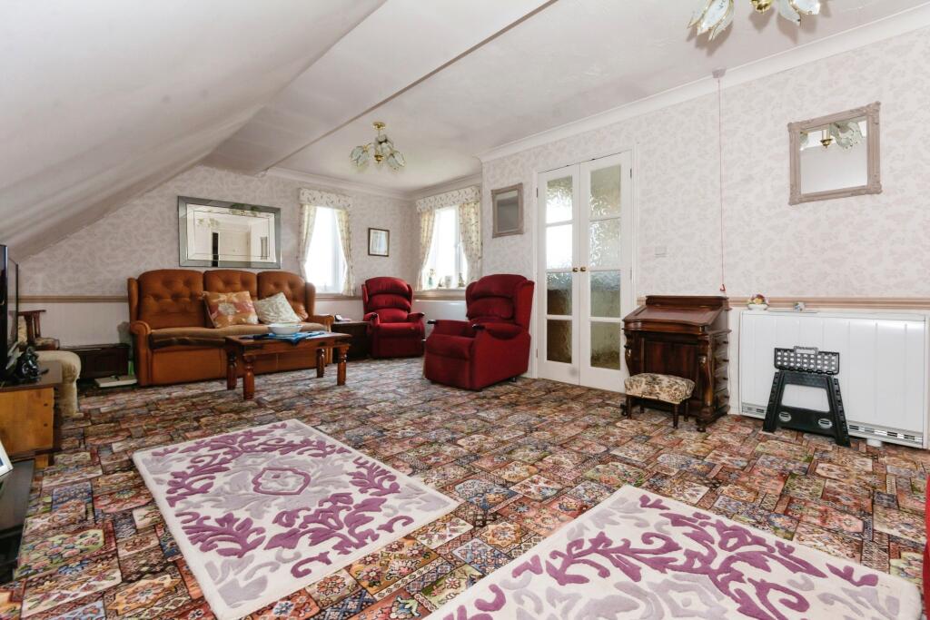 Apartment in Birmingham, West Midlands - View 2