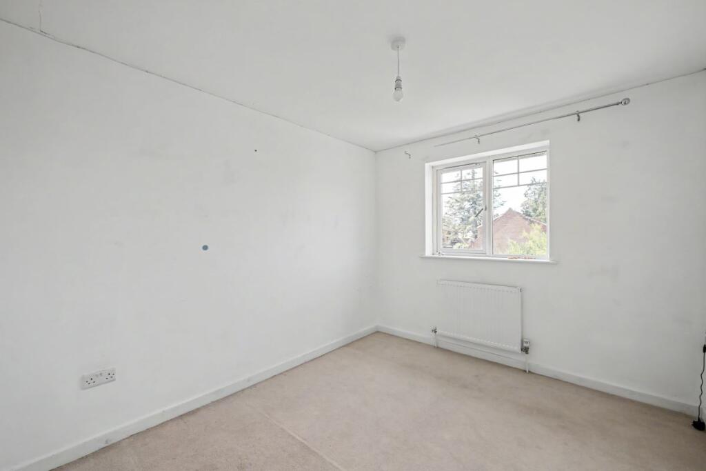 House in Reading - More