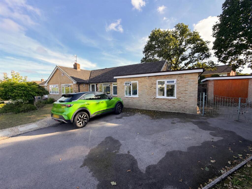 Main image of property: Heath Farm Close, Ferndown