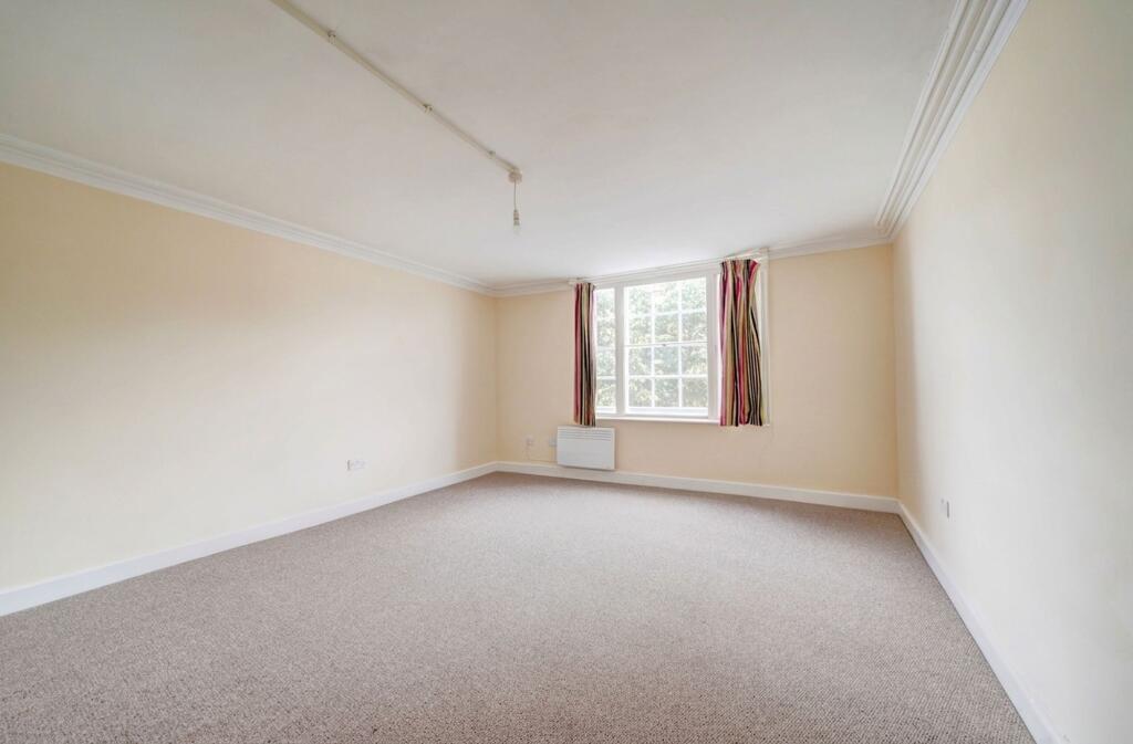 Apartment in Worcester - More