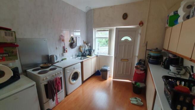 FLAT 371 STOCKFIELD ROAD