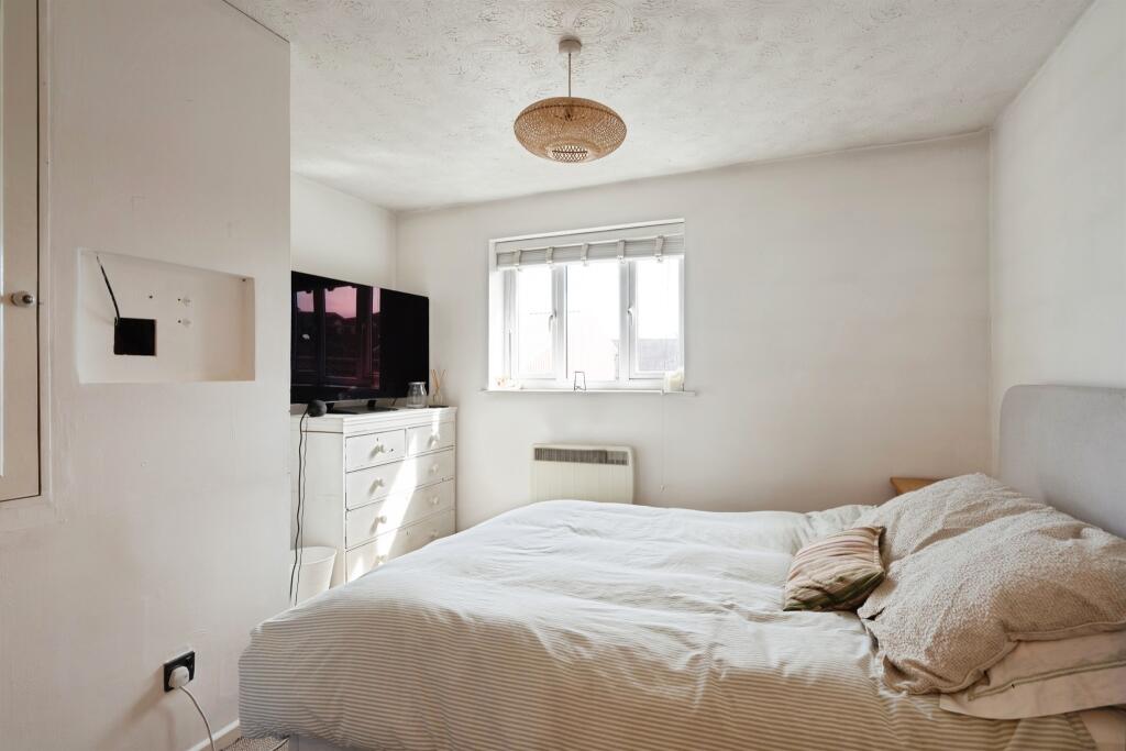 House in Arun, West Barnham - View 5