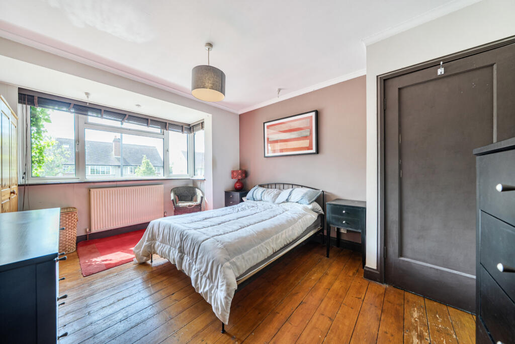 Treve Avenue, Harrow - More