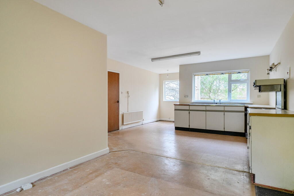 House in Swindon - View 4