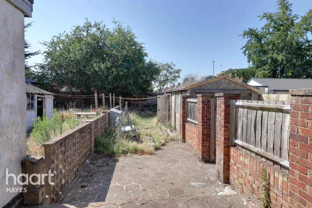 Main image of property: Craven Close, Hayes