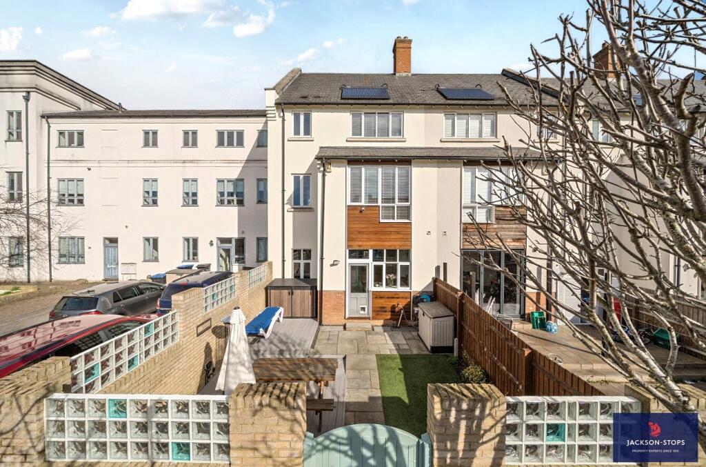 Main image of property: High Street, Upton, Northampton, Northamptonshire, NN5