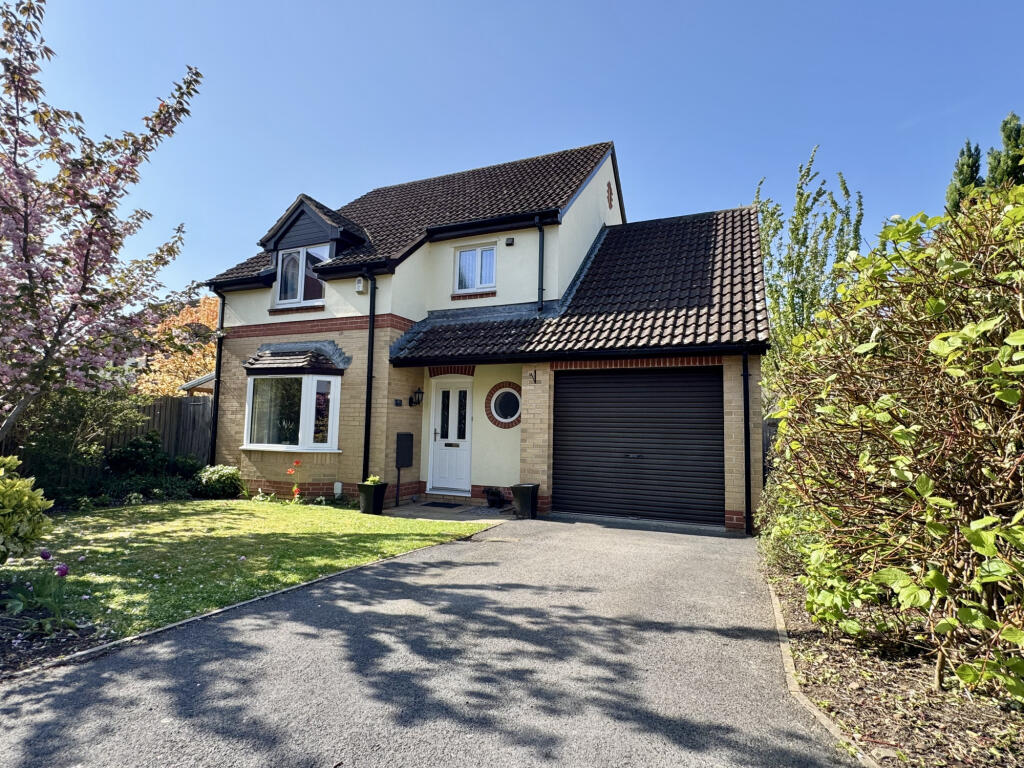 Main image of property: Hawthorn Crescent, Yatton, Avon, BS49