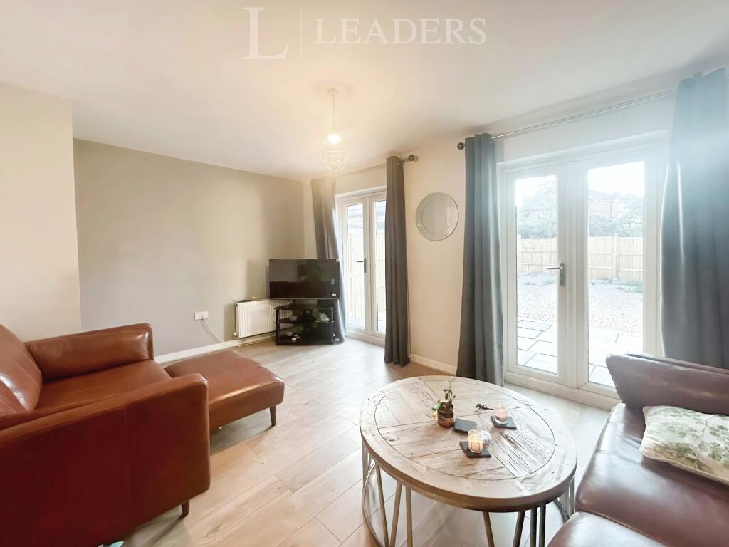 House in Leeds, Hill Top, Sandford - View 2