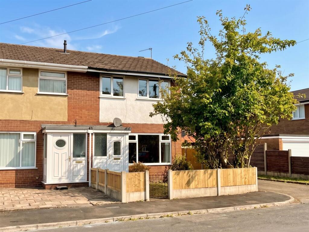 Main image of property: Lamberton Drive, Manchester