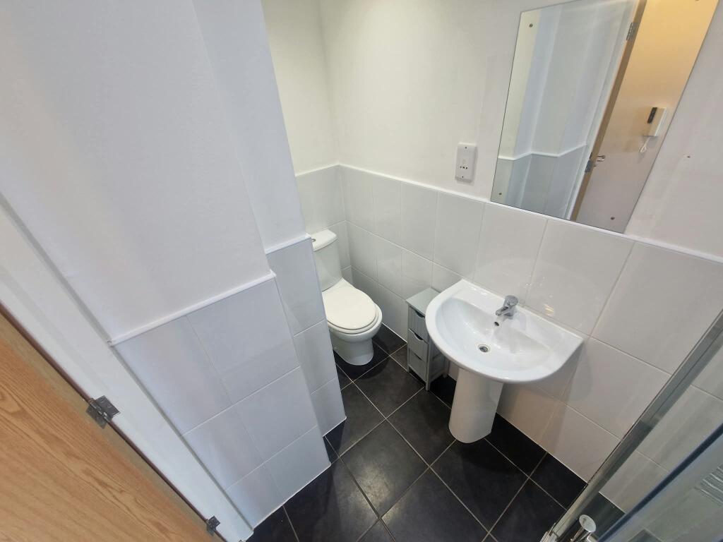 Apartment in Leicester, St Matthew's - View 5