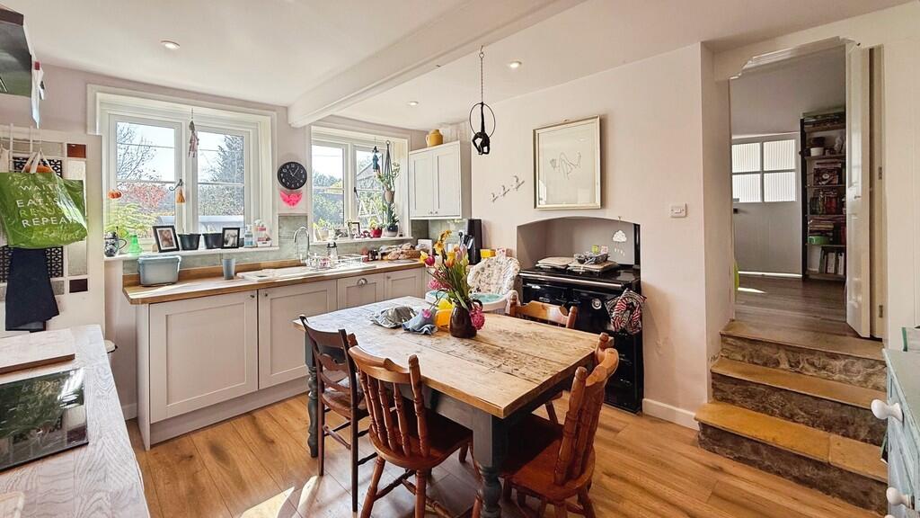 Additional image 6 of Temple, Corsley