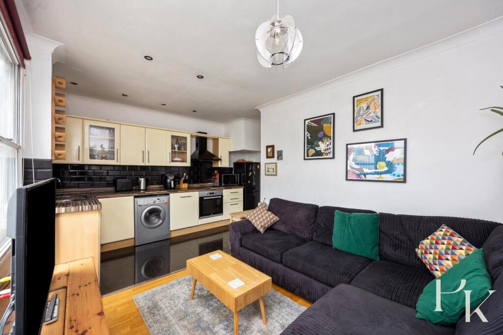 Apartment in Brighton - View 2