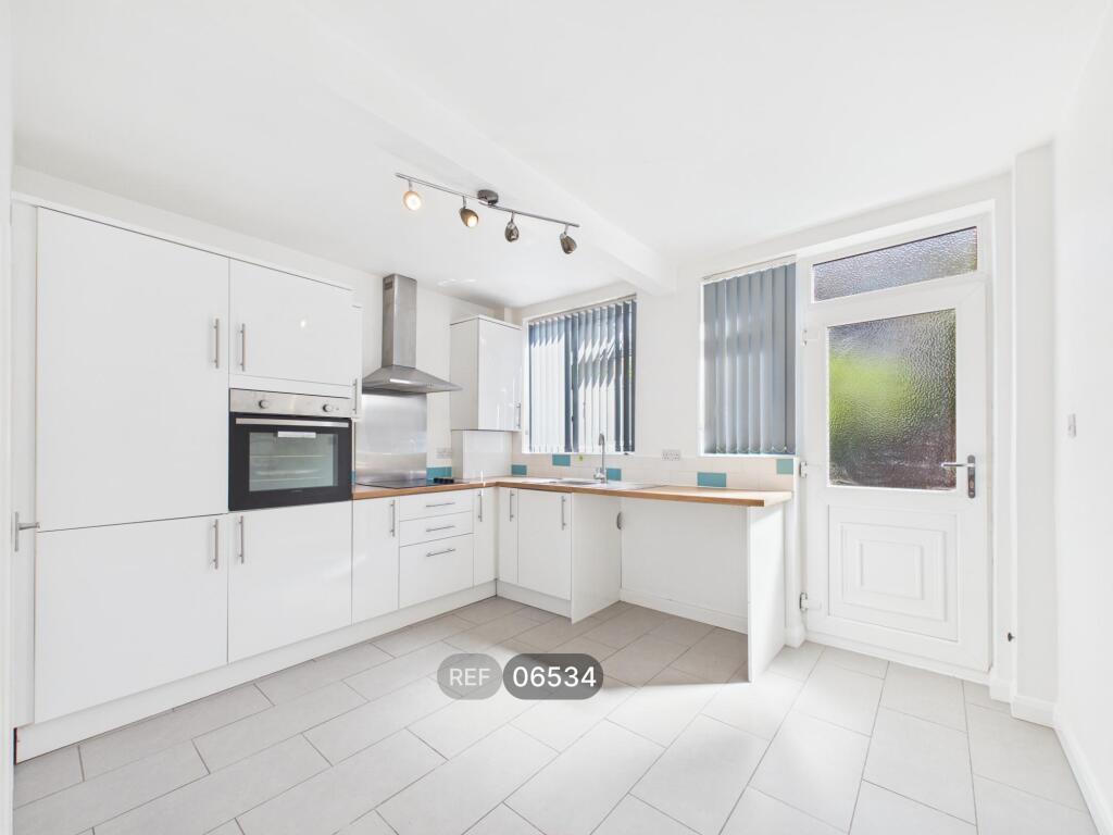 Main image of property: Woolmer Road, Nottingham, NG2 2FD