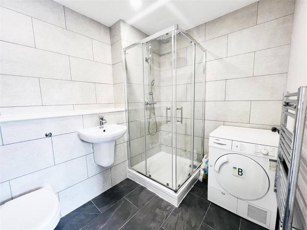 Apartment in Leeds - More