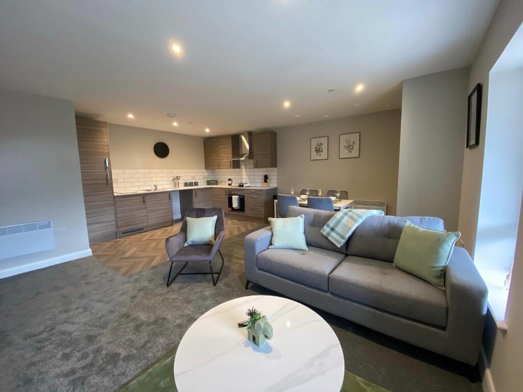 Apartment in Wakefield, Thornes - More