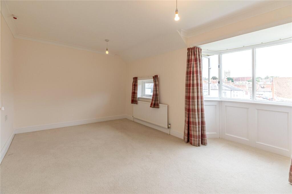 House in Marlborough, St Martins - View 4