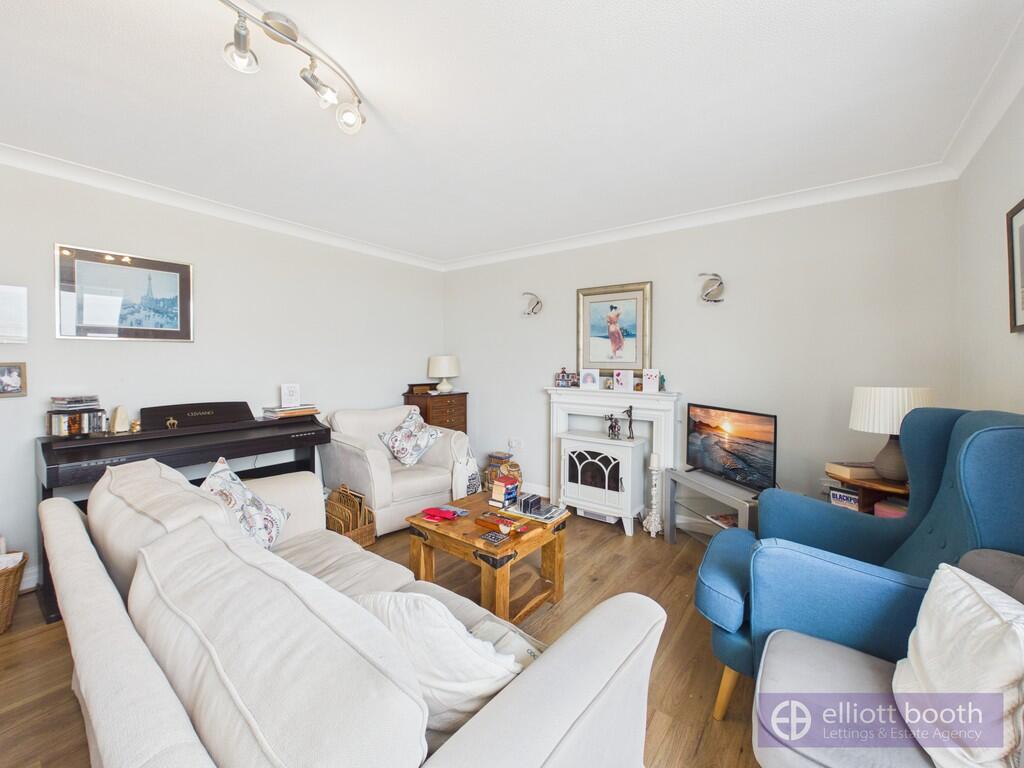 42 Crescent Court  photo 3