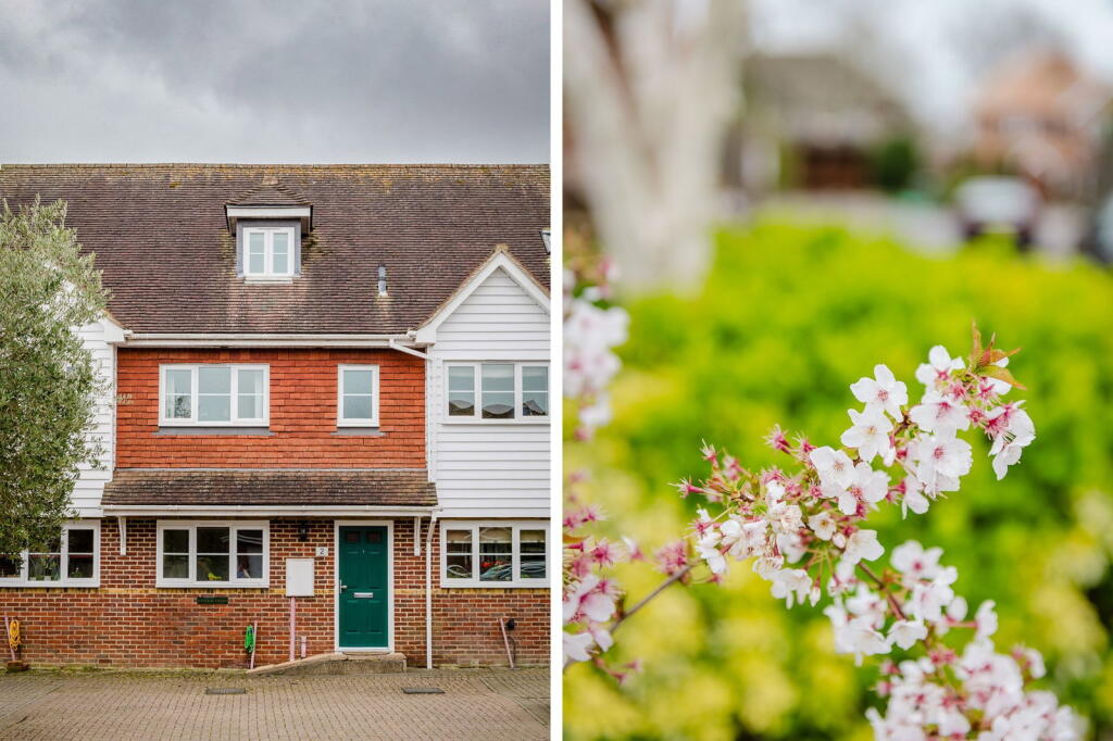 Main image of property: Maidstone Road, Matfield, Tonbridge, TN12 7JR