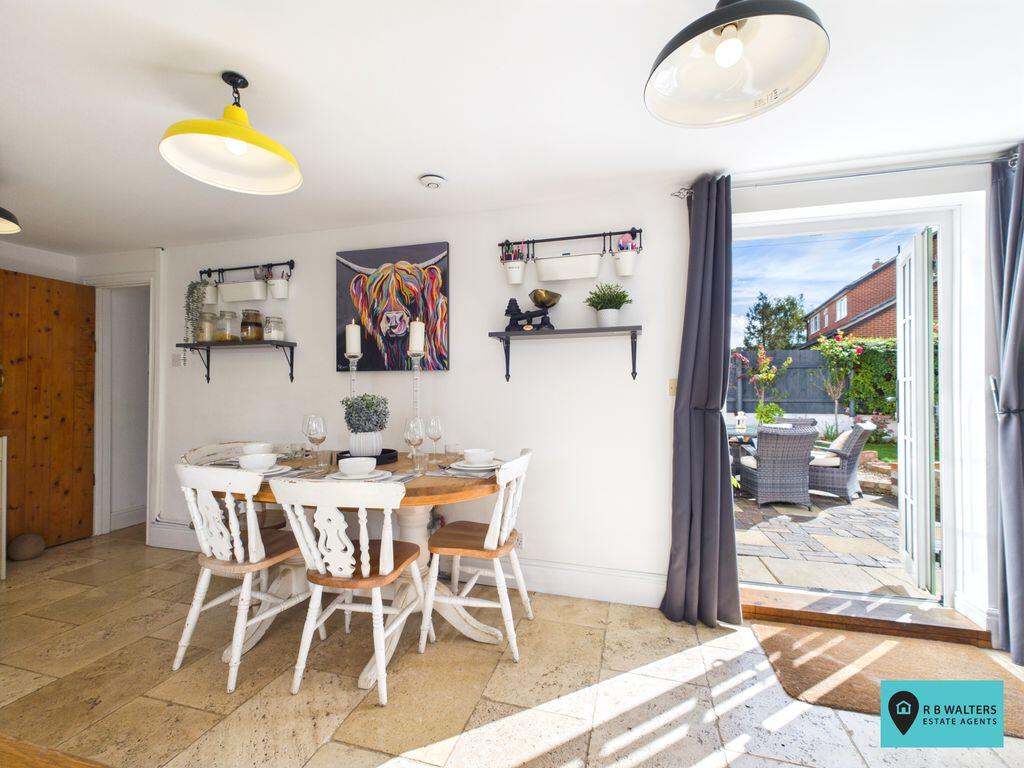 House in Gloucester, Bondend, Upton St. Leonards - More