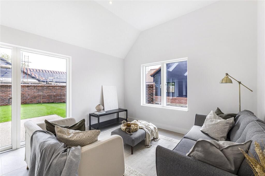 House in Ipswich - View 4