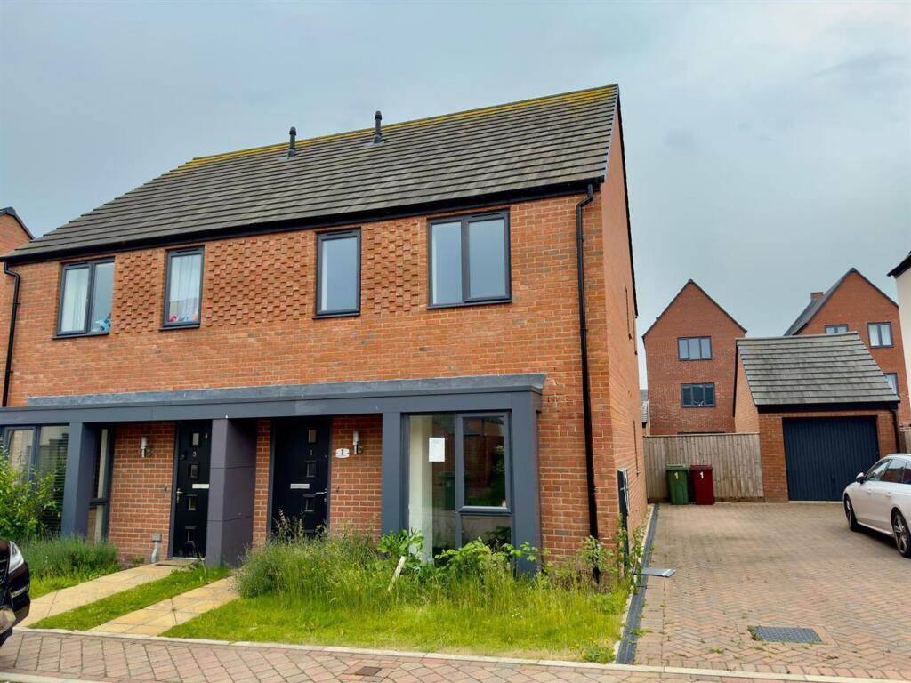 Main image of property: Rowan Grove, Wingerworth, Chesterfield, S42