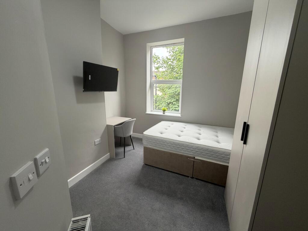 House in Newcastle upon Tyne - View 5